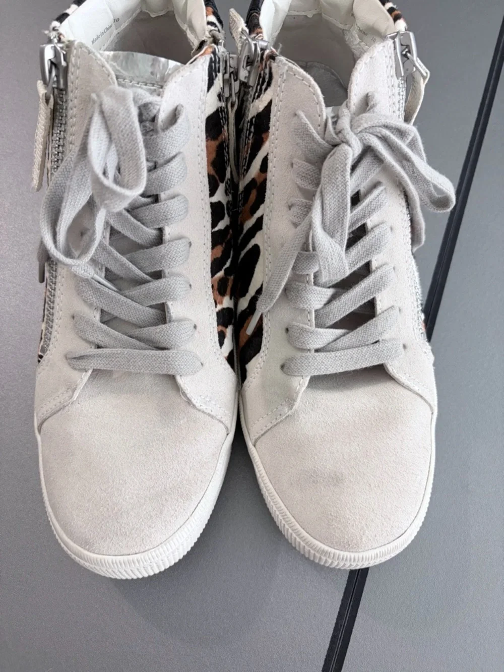 Dolce Vita Light Gray High-Top Sneakers with Leopard Panel - Picture 1 of 4